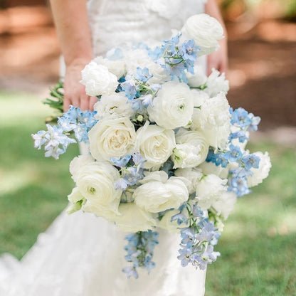White & Blue | No Greenery